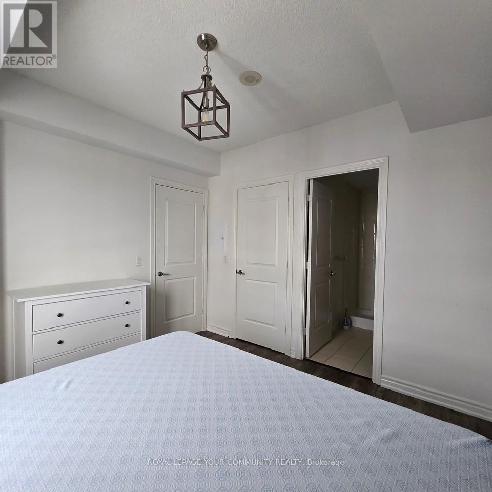 Photo 18 of 312 9245 Jane Street, Vaughan ON