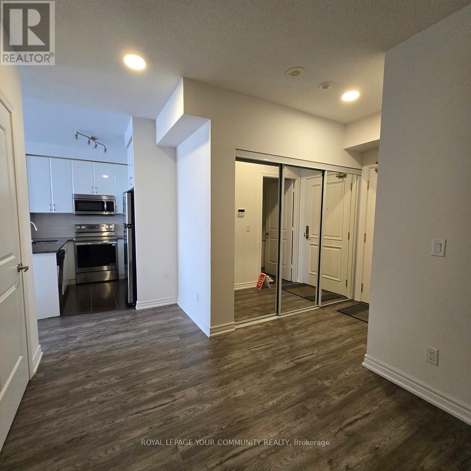 Photo 7 of 312 9245 Jane Street, Vaughan ON