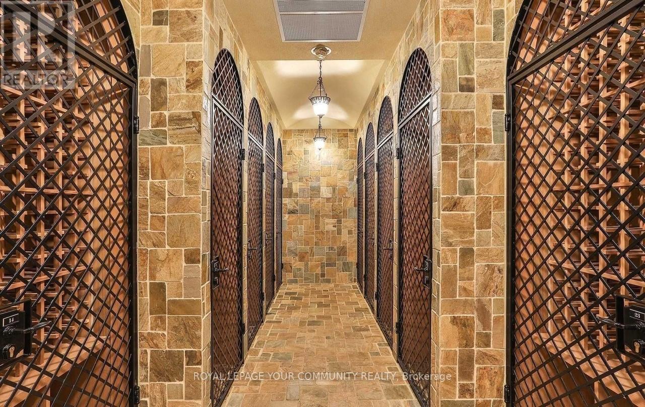 Photo 31 of 312 9245 Jane Street, Vaughan ON