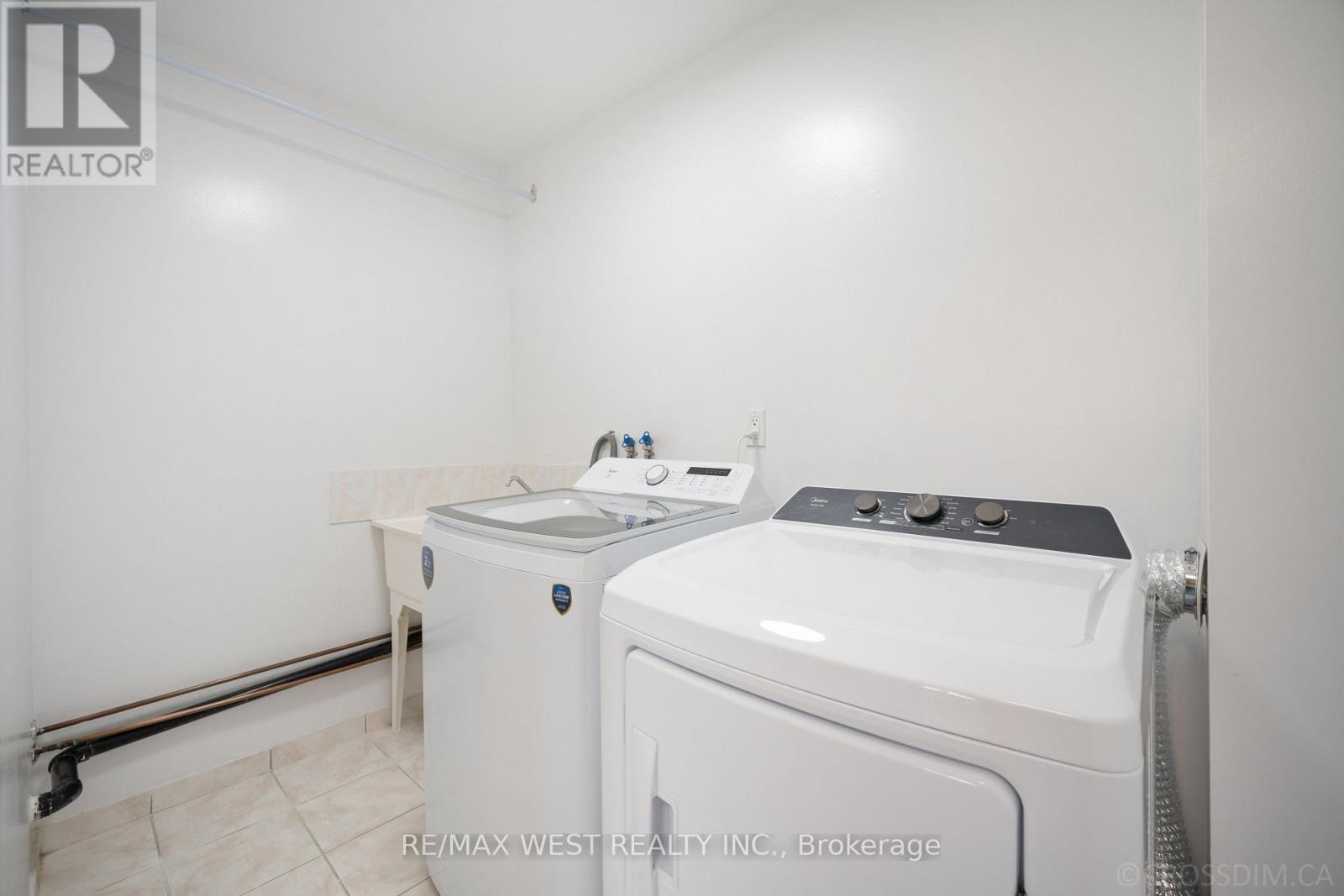 Photo 23 of 236 165 Cherokee Boulevard N, Toronto ON