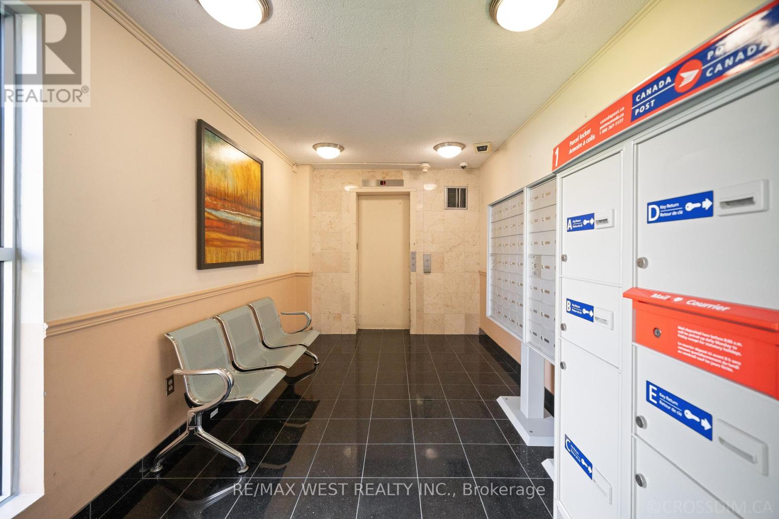 Photo 34 of 236 165 Cherokee Boulevard N, Toronto ON