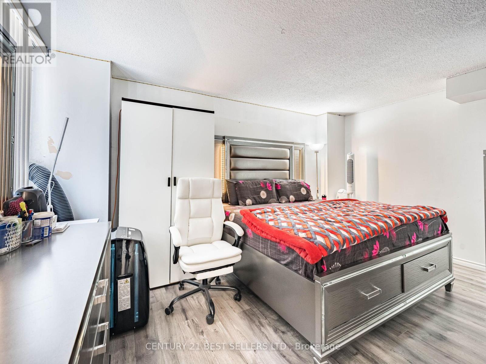 Photo 22 of 1410 3380 Eglinton Avenue E, Toronto ON
