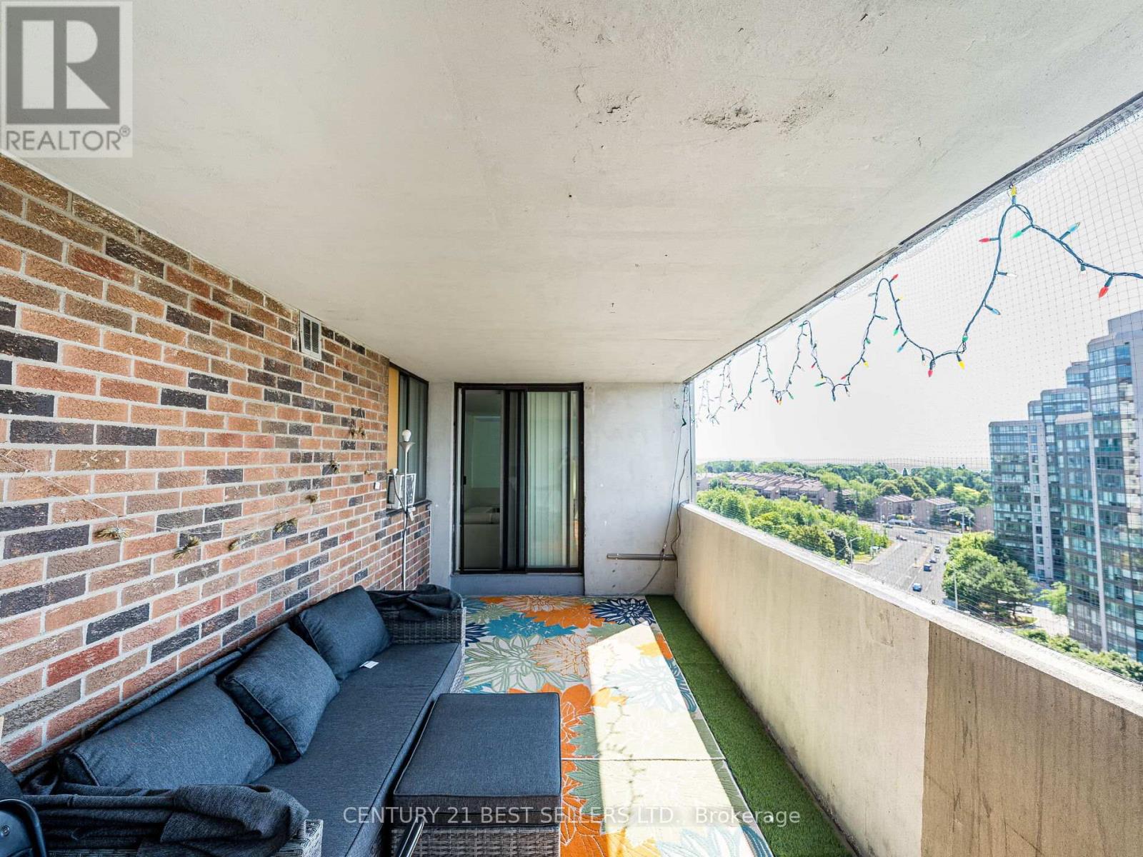 Photo 8 of 1410 3380 Eglinton Avenue E, Toronto ON