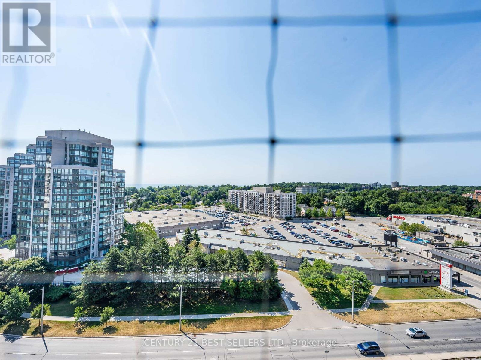 Photo 7 of 1410 3380 Eglinton Avenue E, Toronto ON