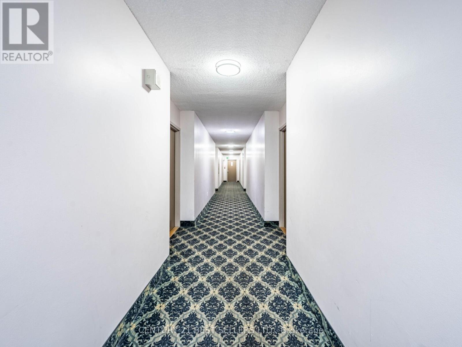 Photo 13 of 1410 3380 Eglinton Avenue E, Toronto ON