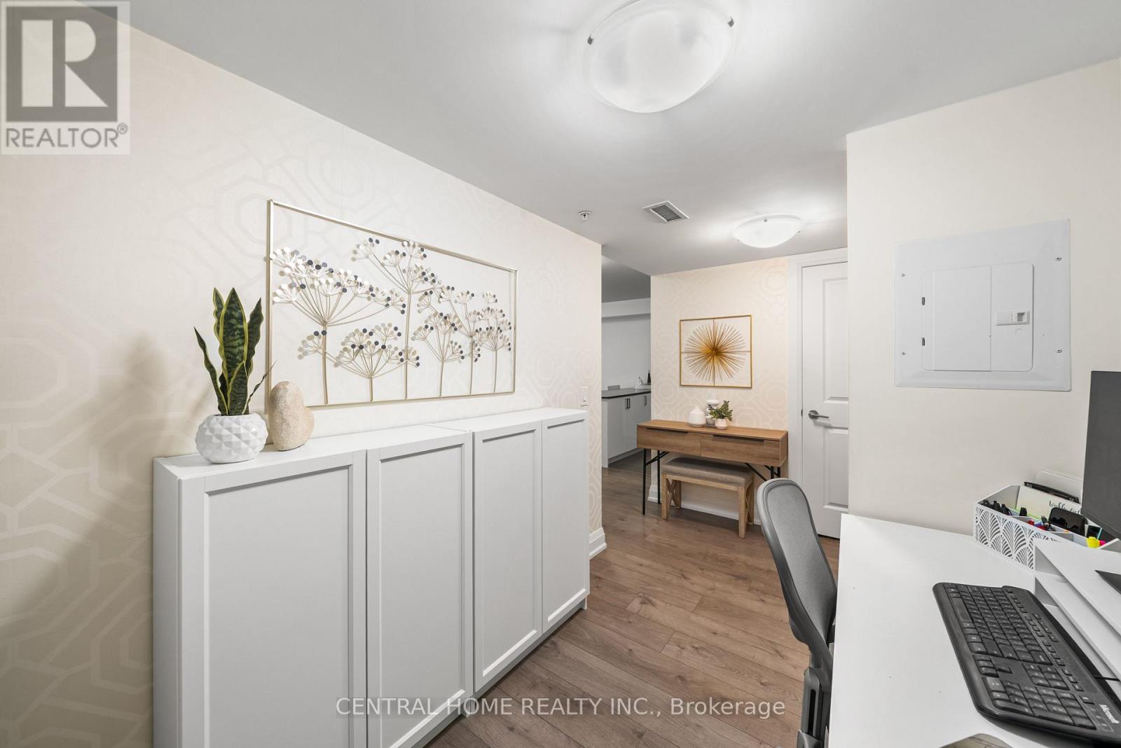 Photo 25 of 224 481 Rupert Avenue, Whitchurchstouffville ON