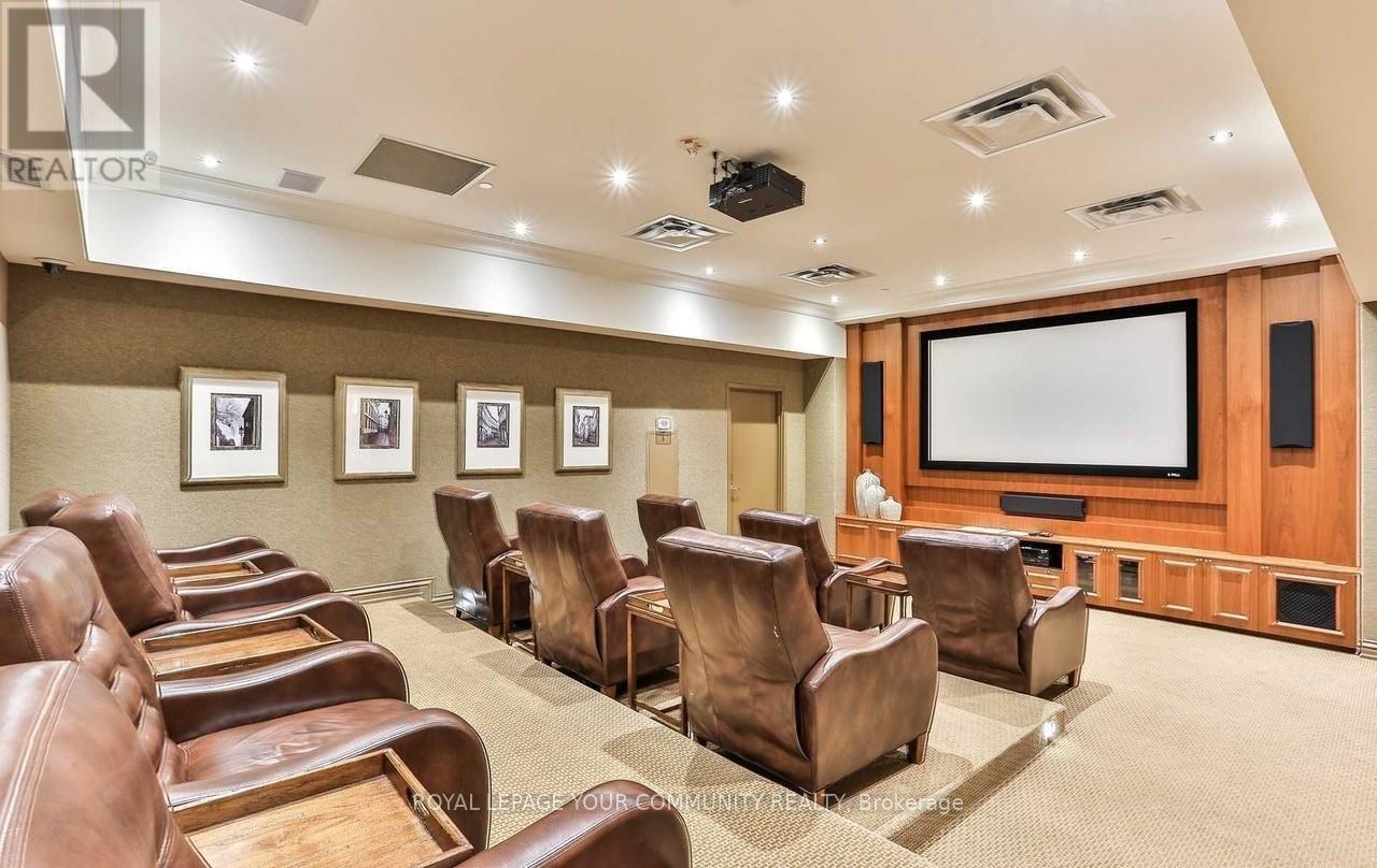 Photo 18 of 312 9245 Jane Street, Vaughan ON