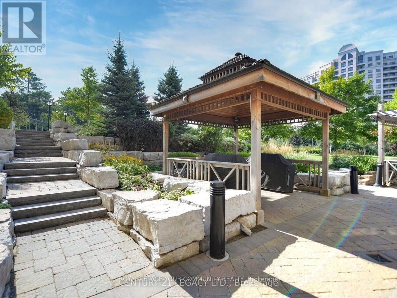 Photo 15 of 312 9245 Jane Street, Vaughan ON
