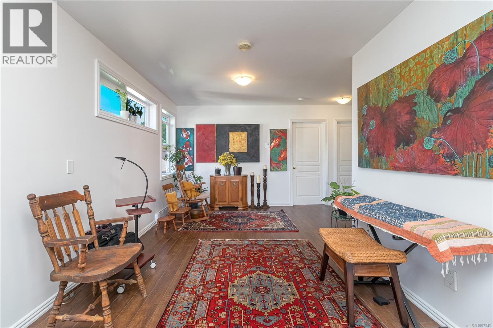 862 Canterbury Rd, Saanich
