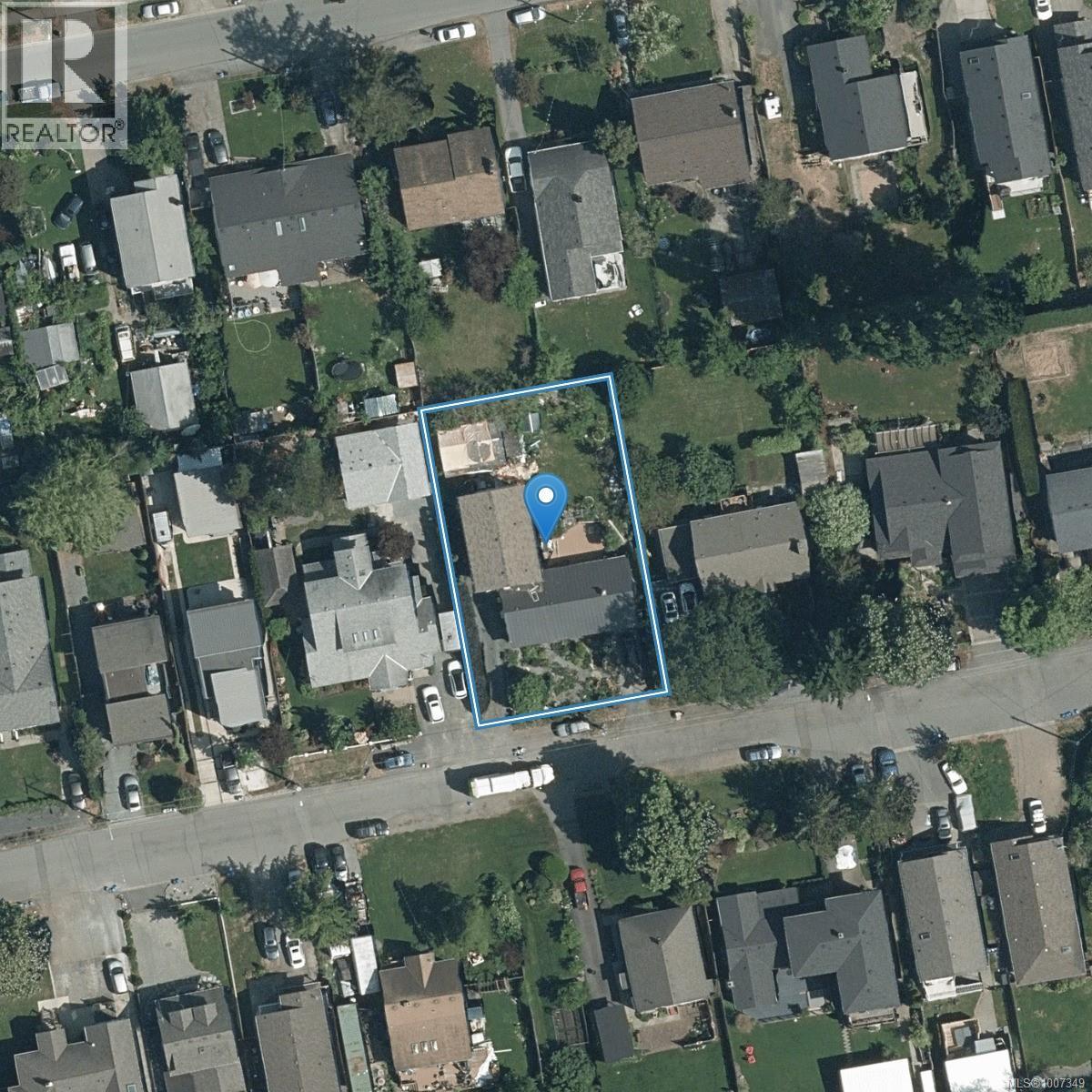 862 Canterbury Rd, Saanich