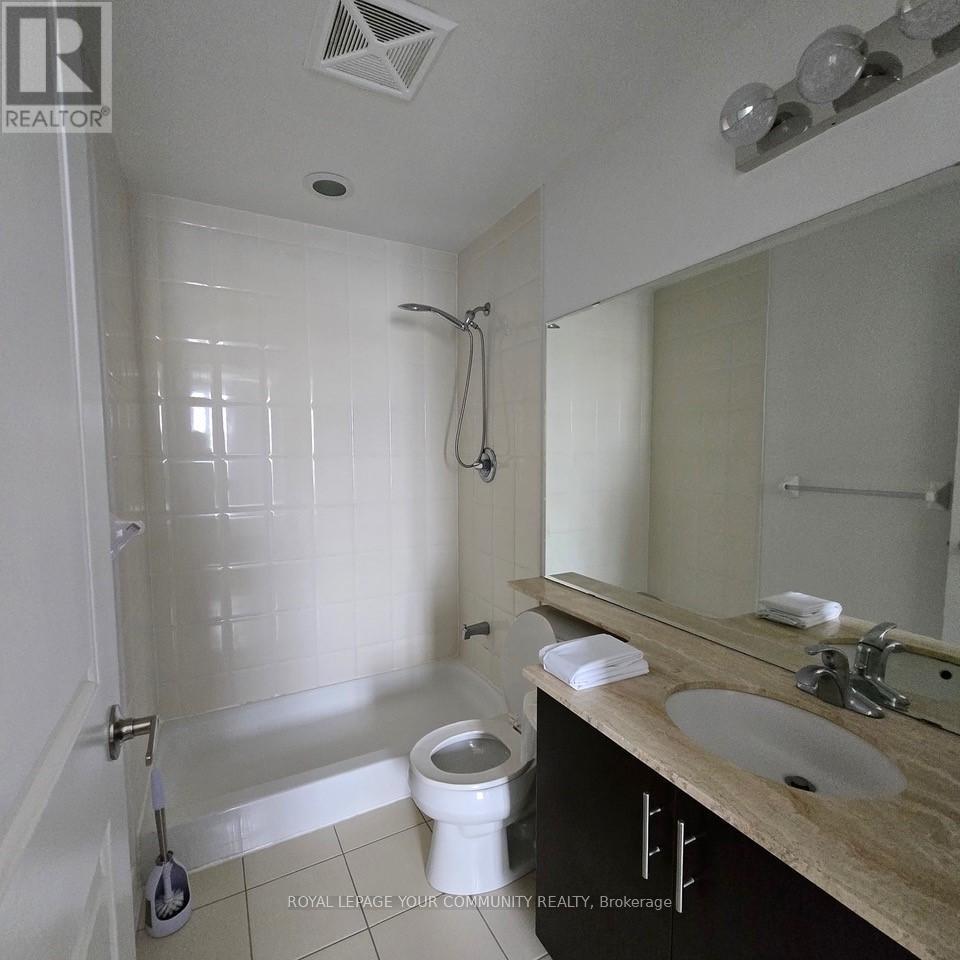 Photo 17 of 312 9245 Jane Street, Vaughan ON