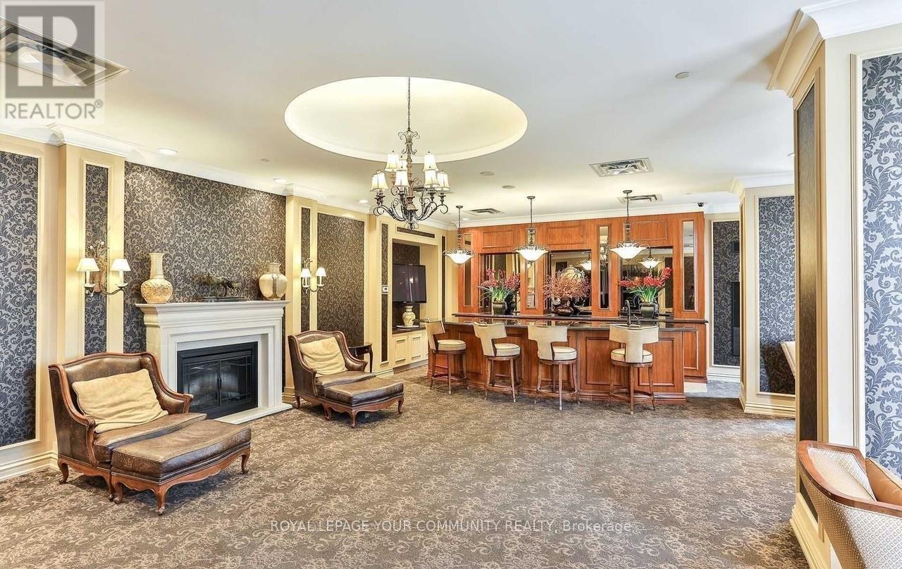 Photo 6 of 312 9245 Jane Street, Vaughan ON