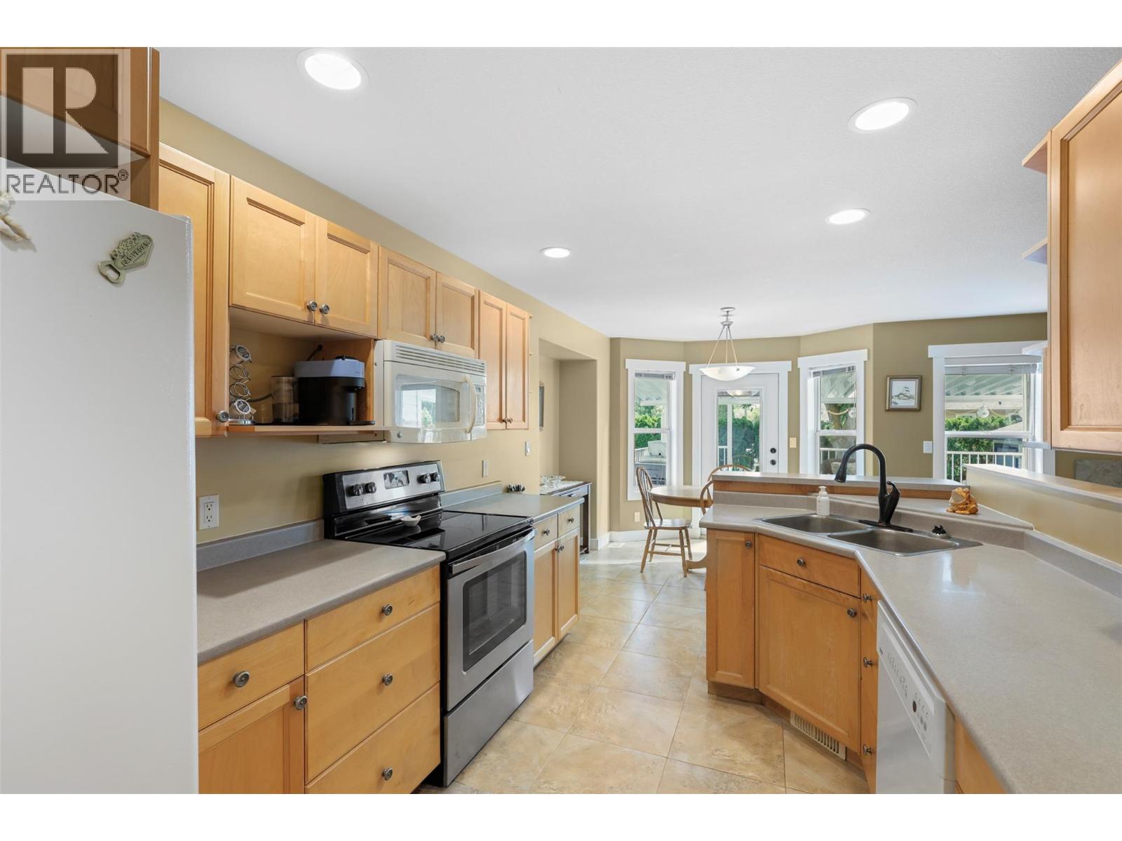 Photo 57 of 625 Mccurrach Place, Kamloops BC
