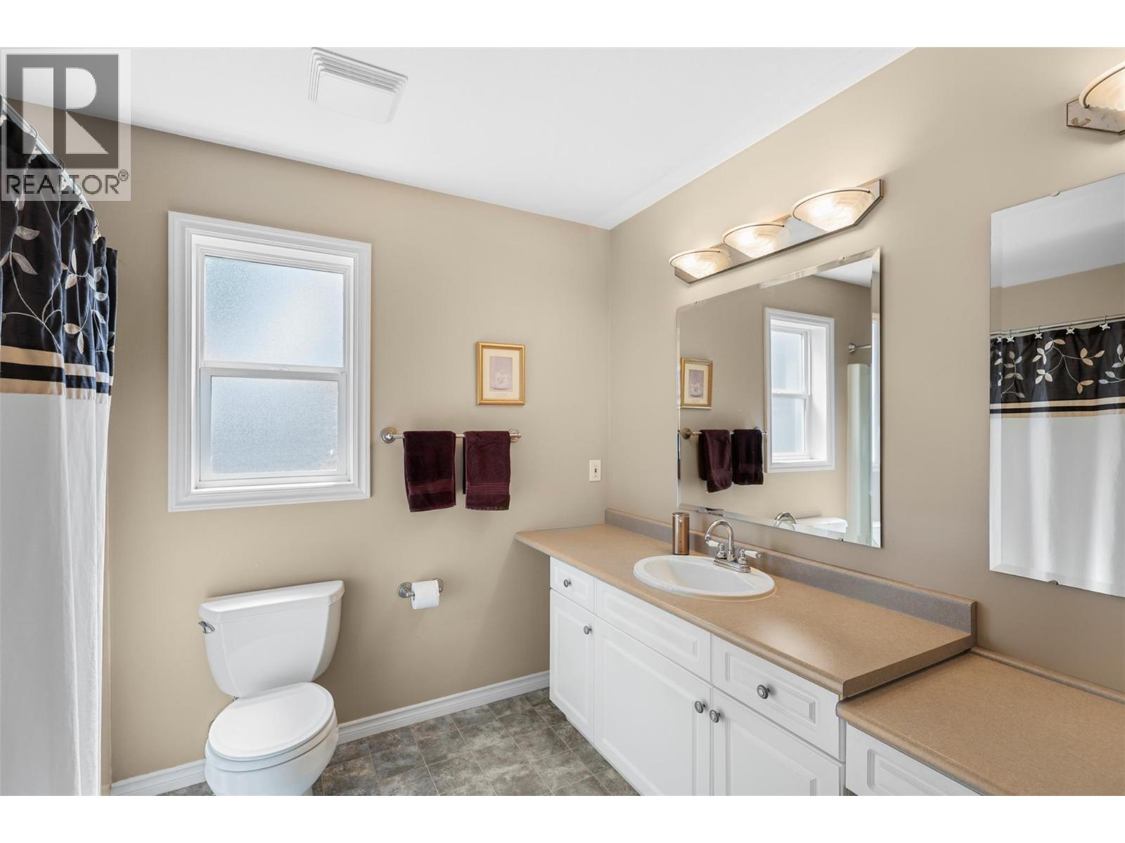 Photo 58 of 625 Mccurrach Place, Kamloops BC