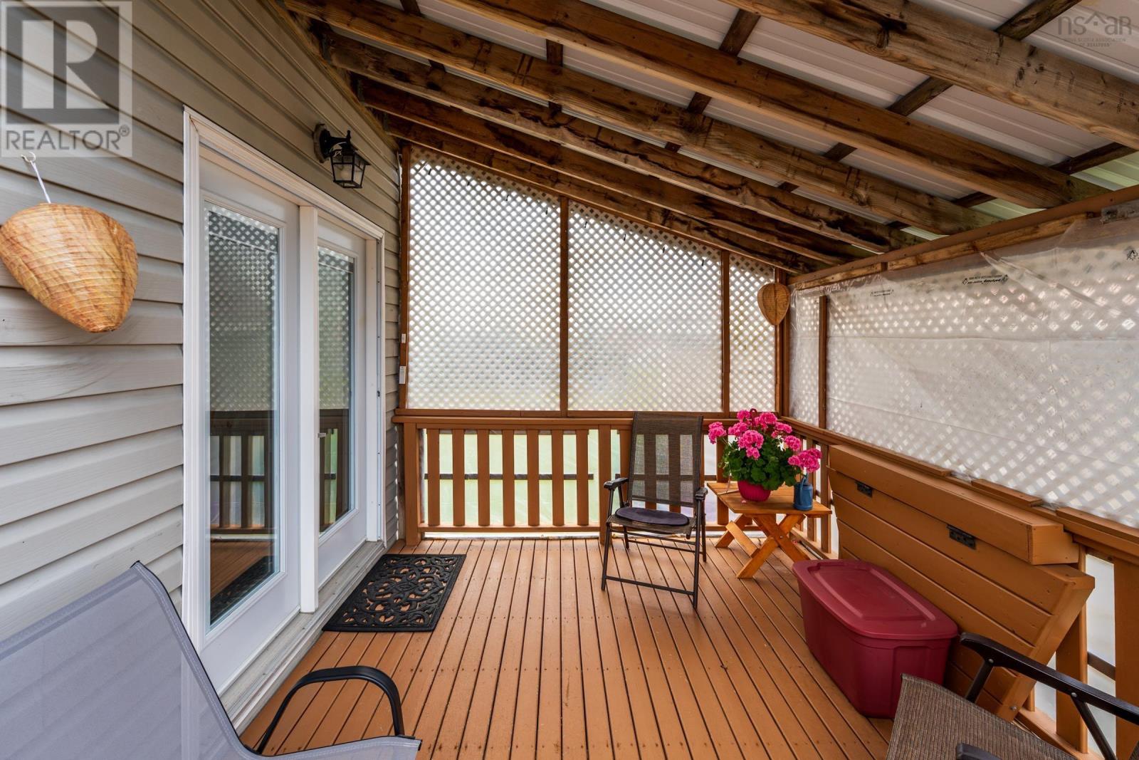 Property 46 of 50 of 83 Victoria Street