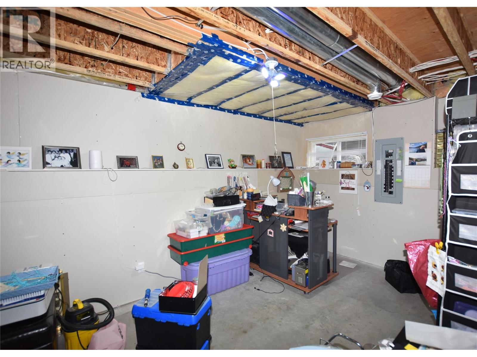  145 Falcon Avenue, Vernon