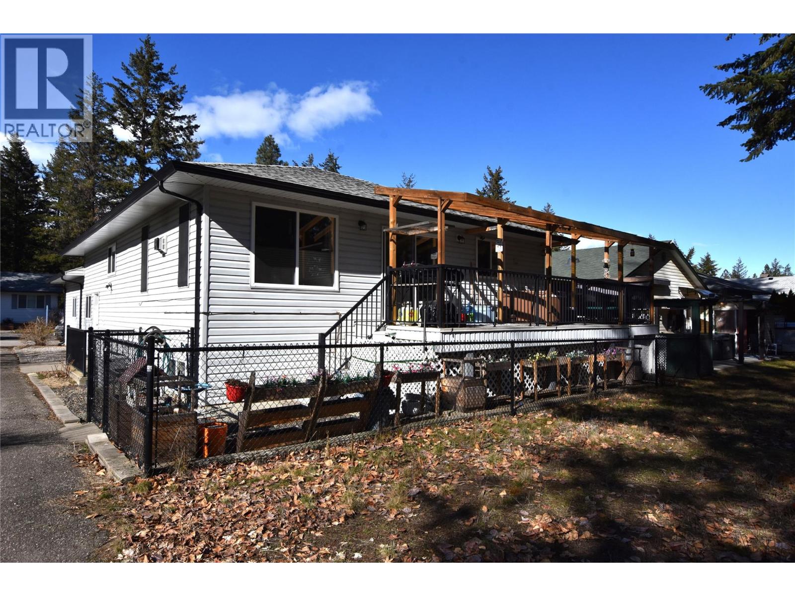  145 Falcon Avenue, Vernon