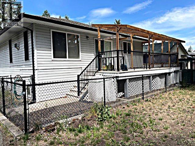  145 Falcon Avenue, Vernon