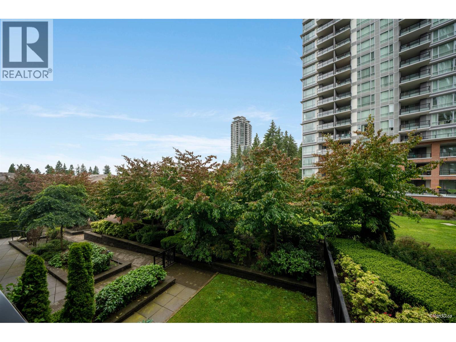 Photo 11 of 304 3100 Windsor Gate, Coquitlam BC