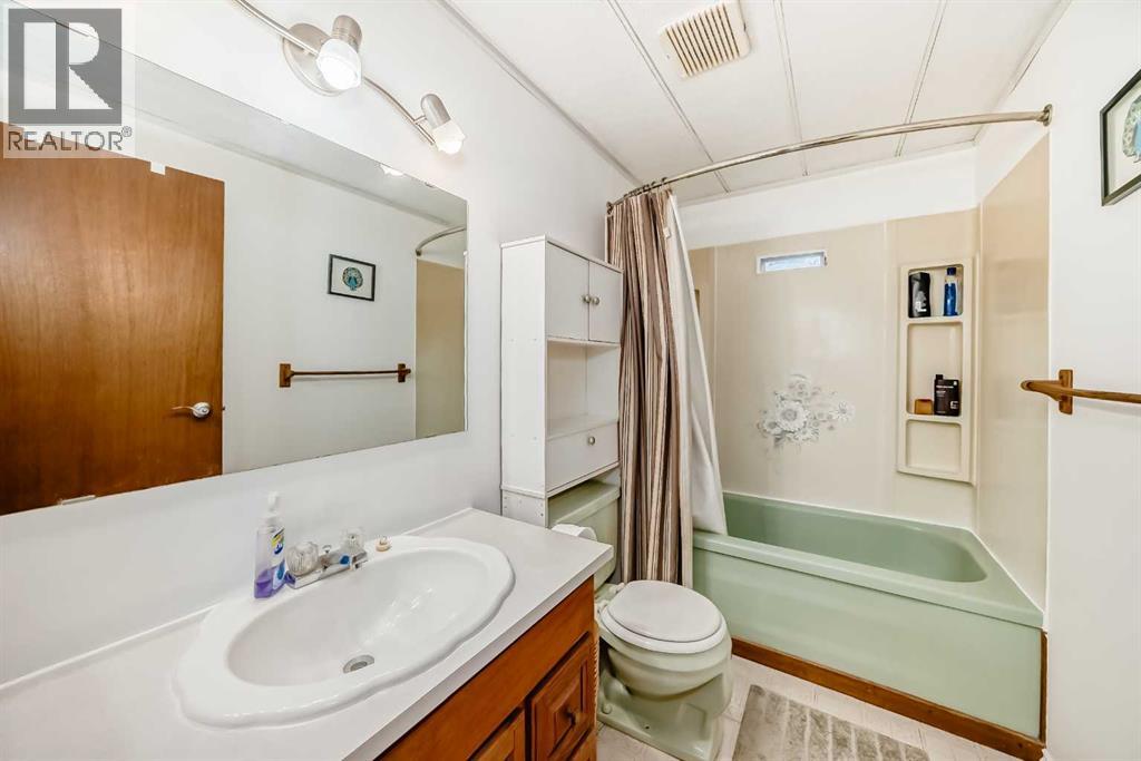 Photo 7 of 270 3223 83 Street Nw, Calgary AB