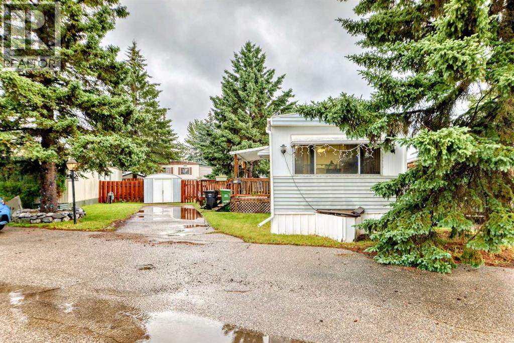 Photo 2 of 270 3223 83 Street Nw, Calgary AB
