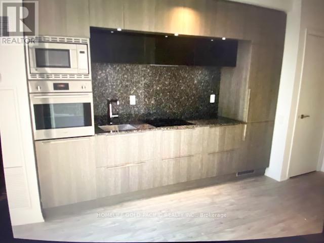 Photo 10 of 1114 88 Blue Jays Way, Toronto ON