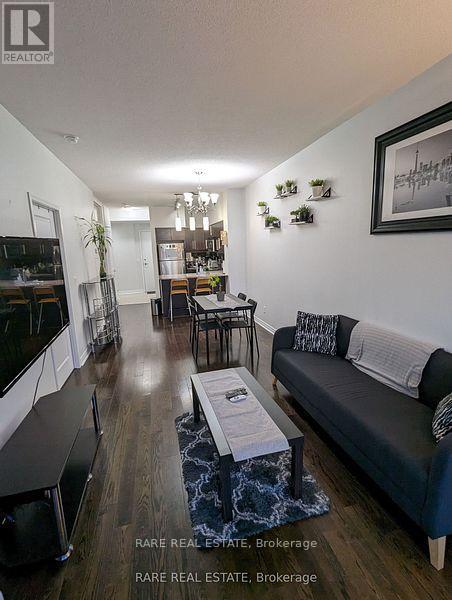 Photo 8 of 420 2885 Bayview Avenue, Toronto ON