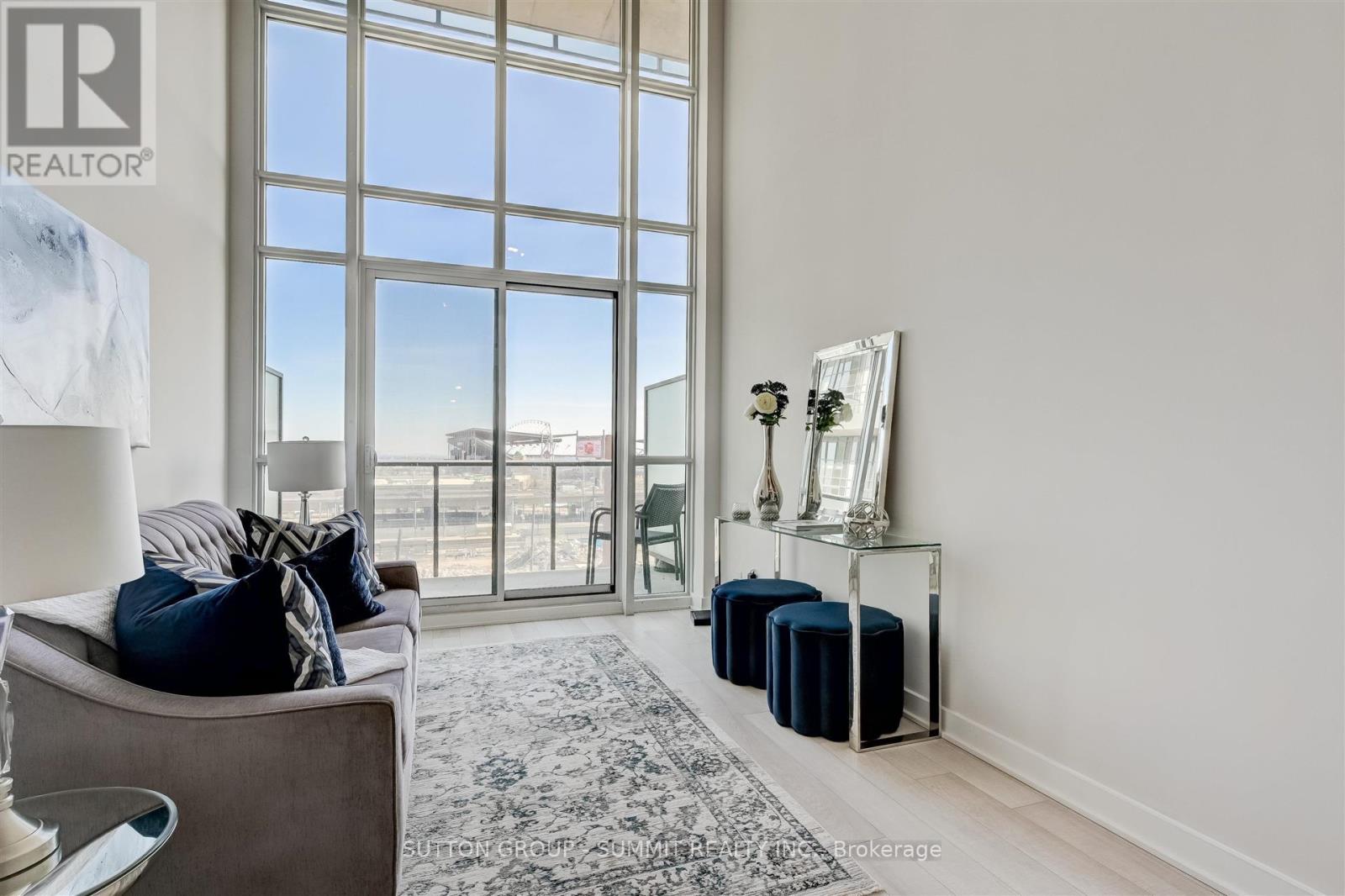 Photo 28 of 505 5 Hanna Avenue, Toronto ON