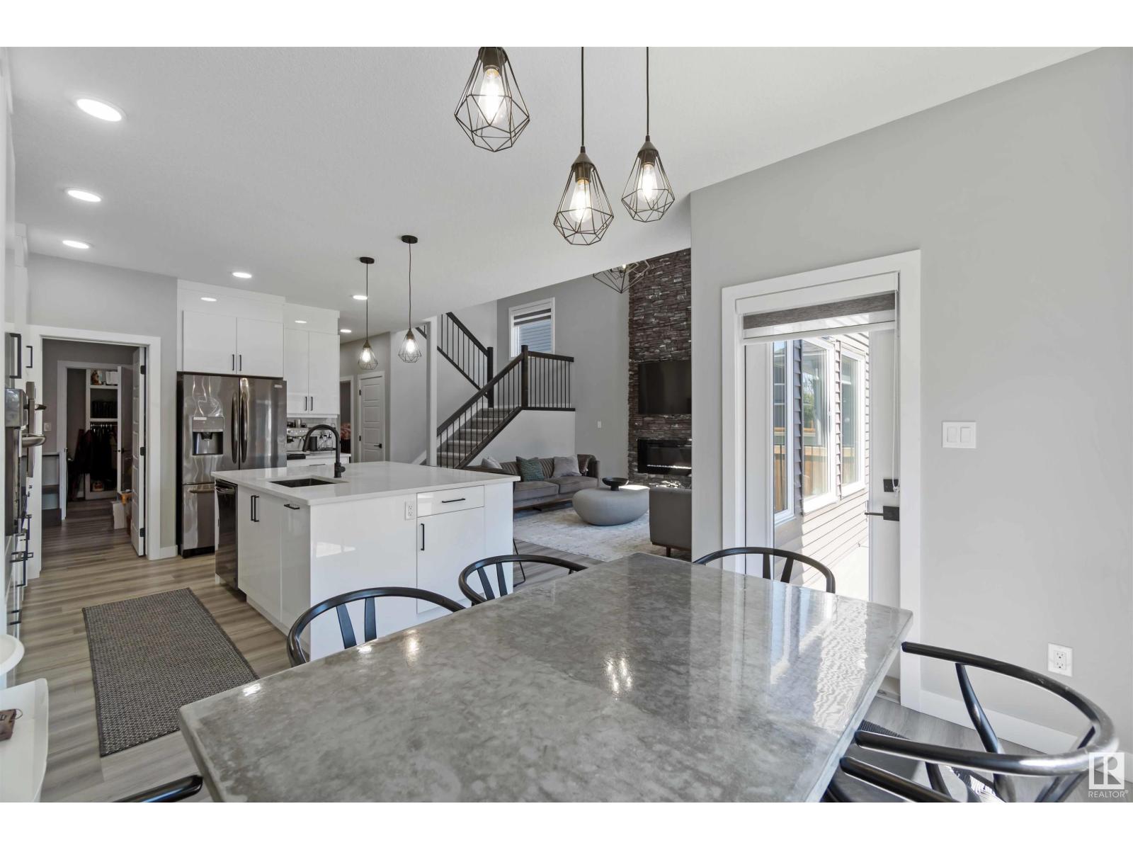 Photo 8 of 1705 Enright Link Li Nw, Edmonton AB