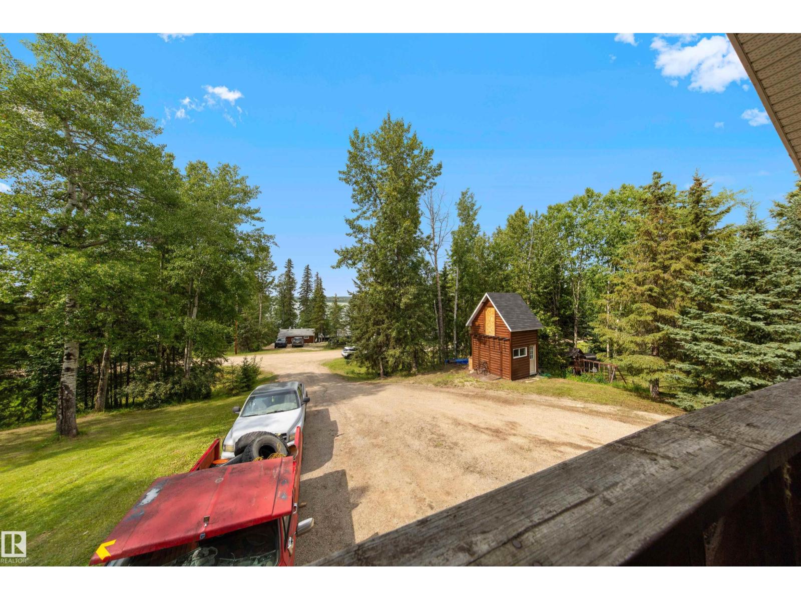 Photo 4 of 11 6020 Twp Road 534, Rural Parkland County AB