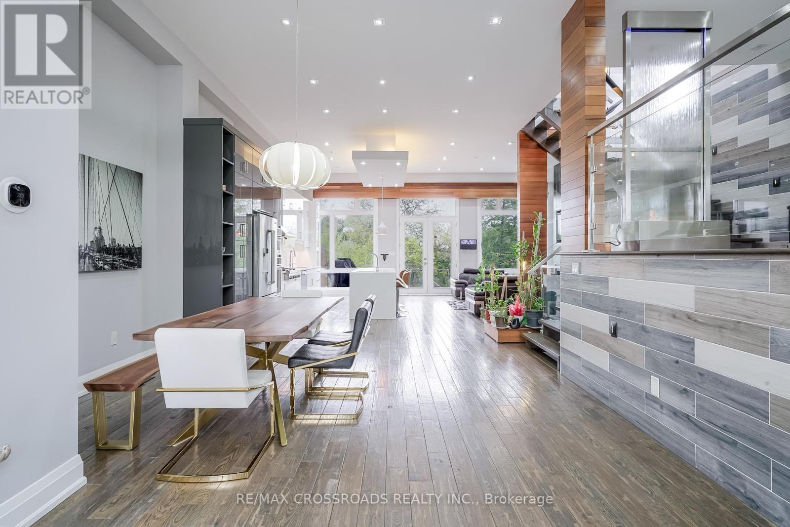 Photo 15 of 1 A Roblin Avenue, Toronto ON