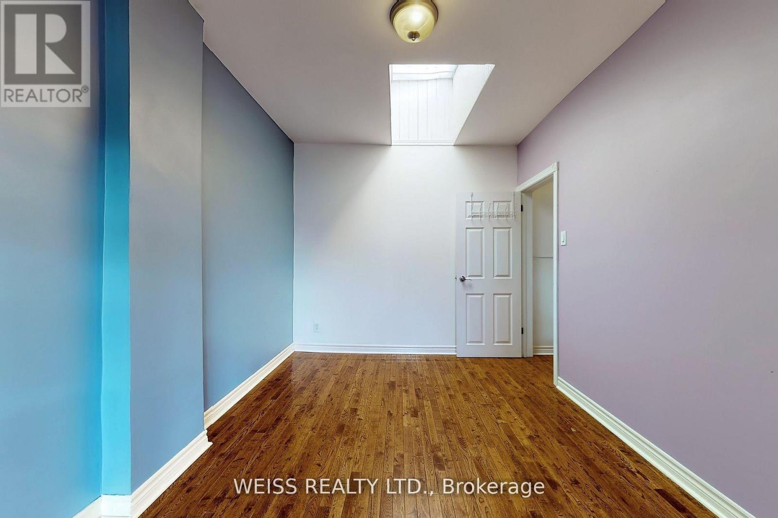 Photo 12 of Upper 2468 Danforth Avenue, Toronto ON
