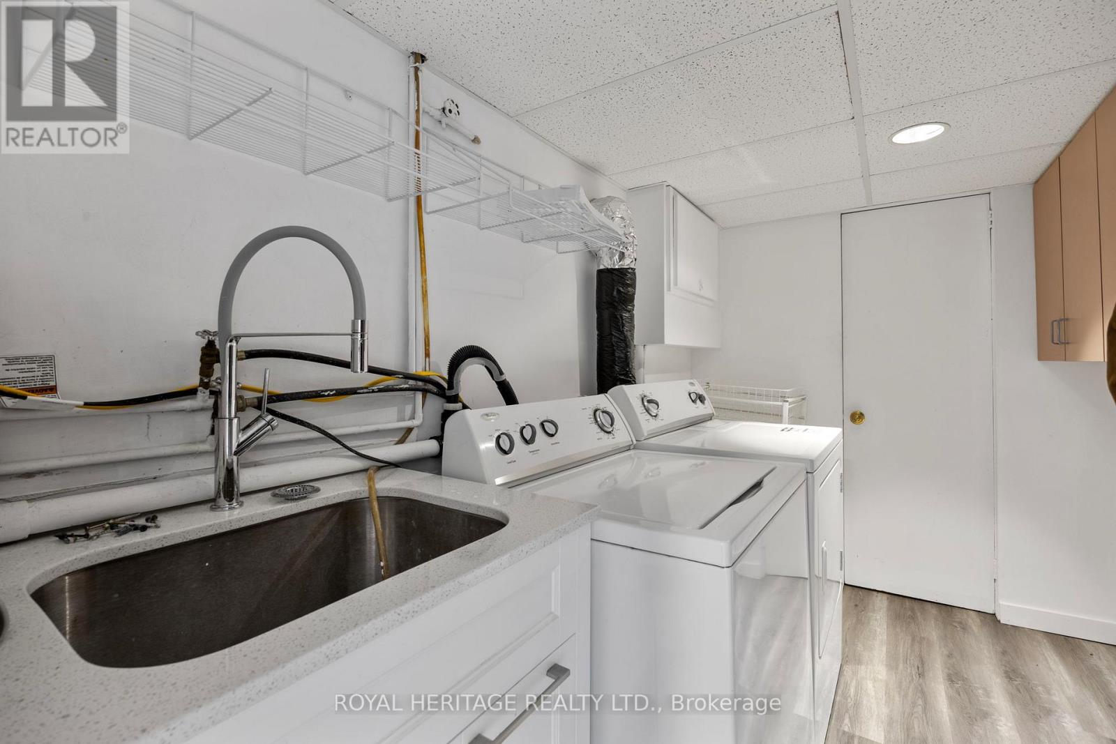 Photo 14 of 32 Beath Street, Toronto ON