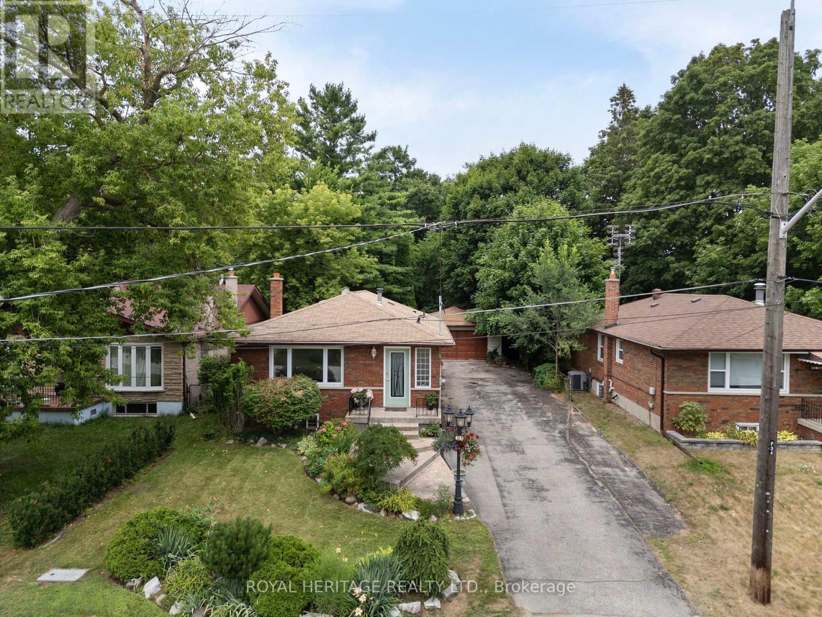Photo 30 of 32 Beath Street, Toronto ON
