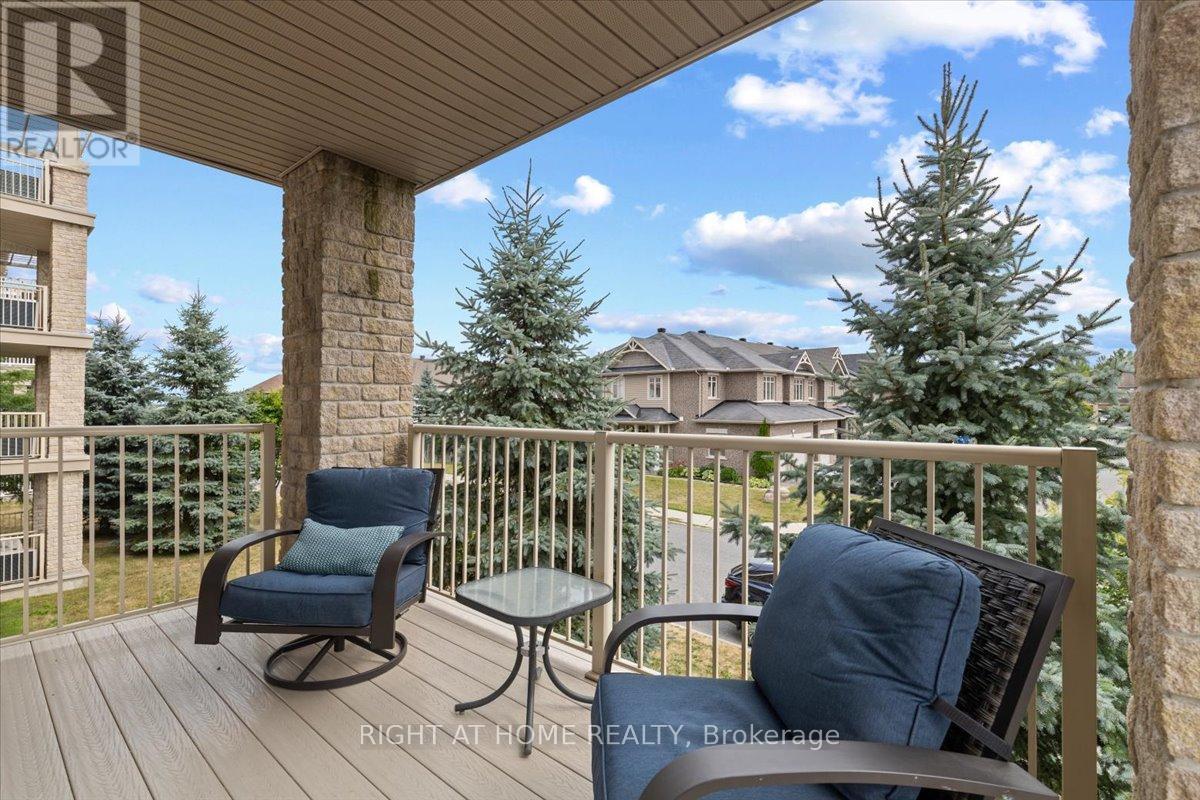 Photo 13 of 202 141 Potts Private, Ottawa ON