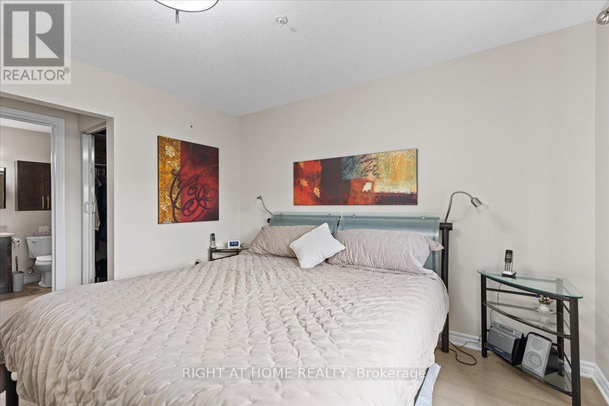 Photo 15 of 202 141 Potts Private, Ottawa ON