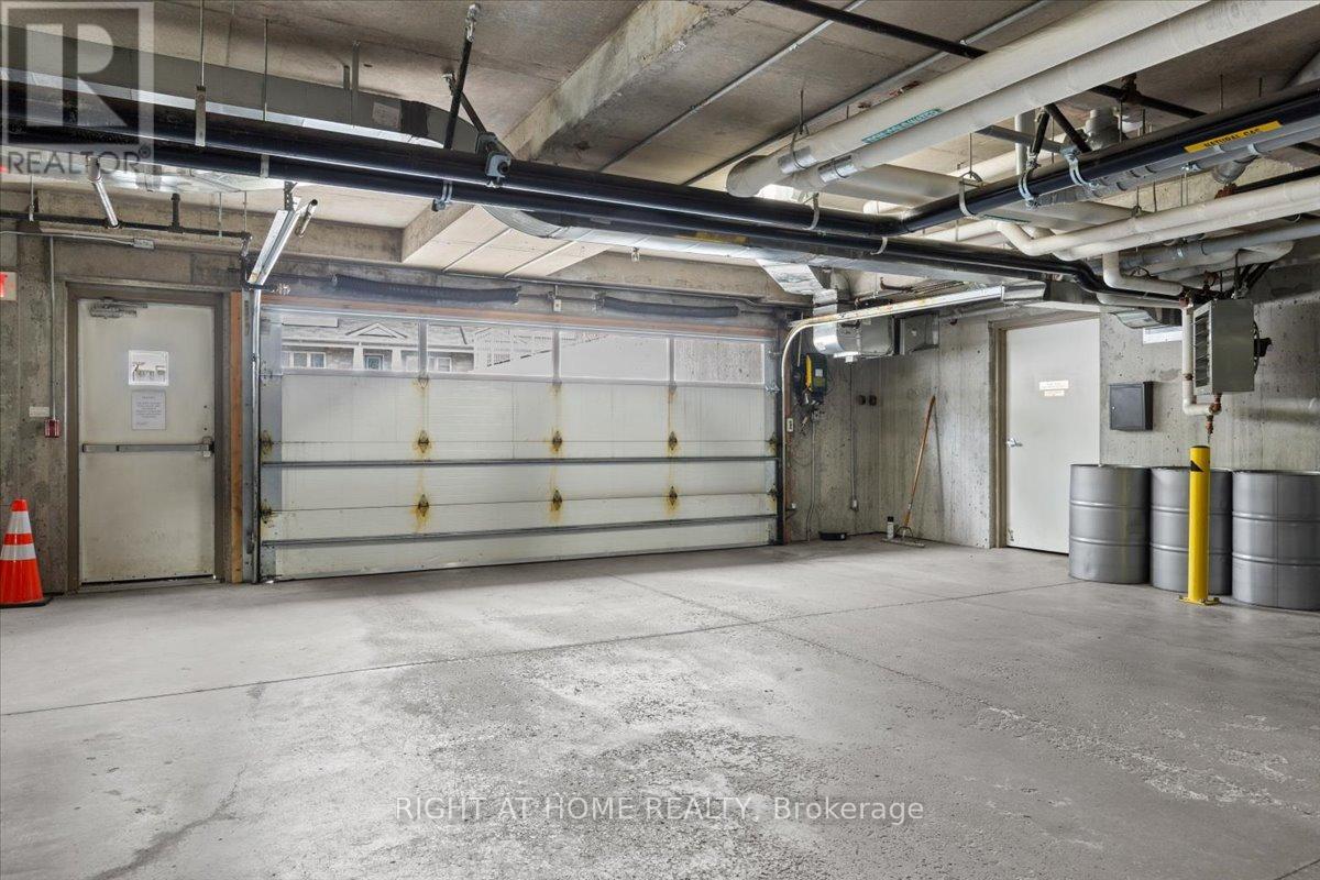Photo 19 of 202 141 Potts Private, Ottawa ON
