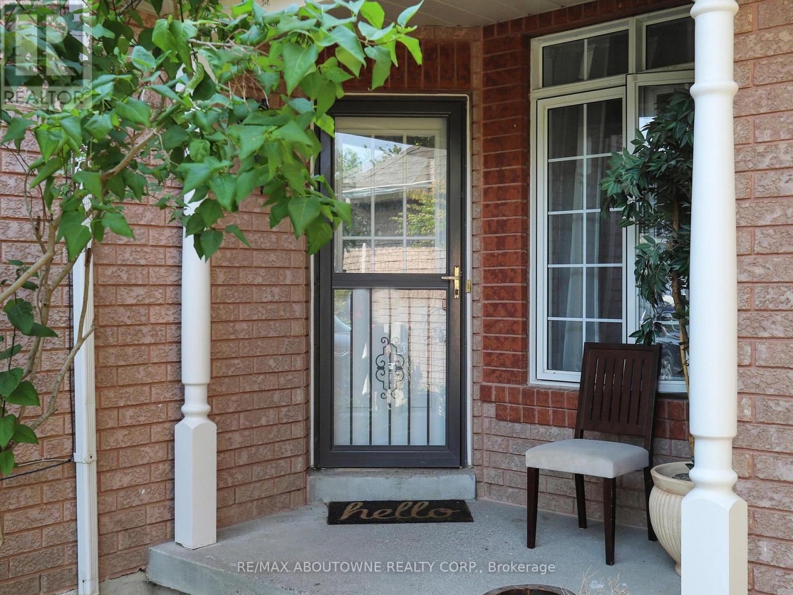 Photo 20 of 44 Craddock Street, Vaughan ON