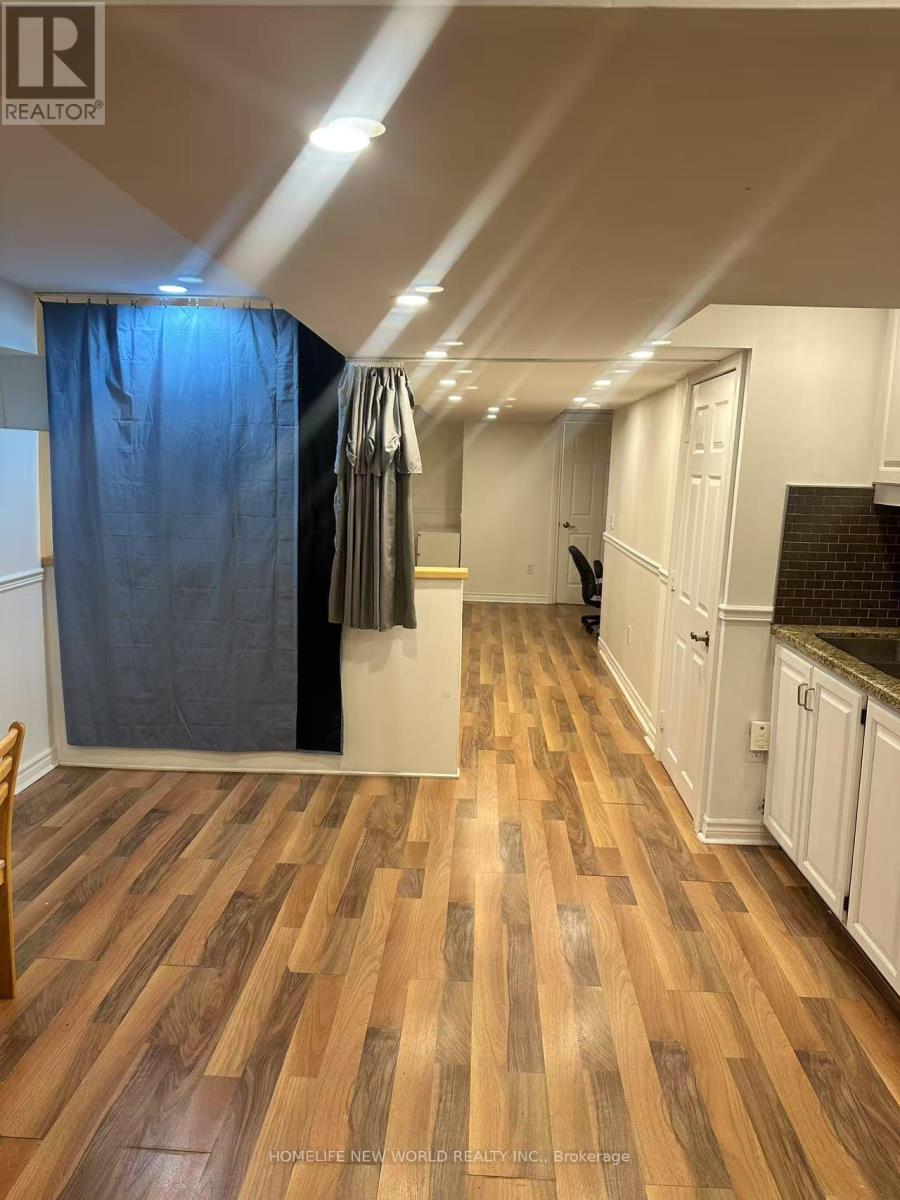 Photo 11 of Basement 175 Knapton Drive, Newmarket ON