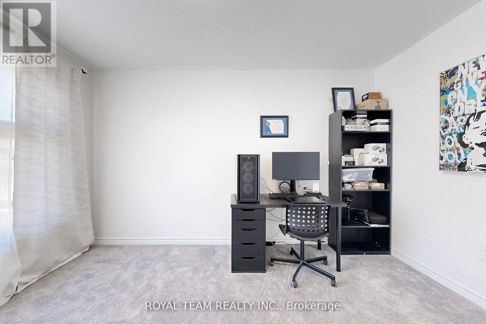 Photo 33 of 46 Ainslie Hill Crescent, Georgina ON