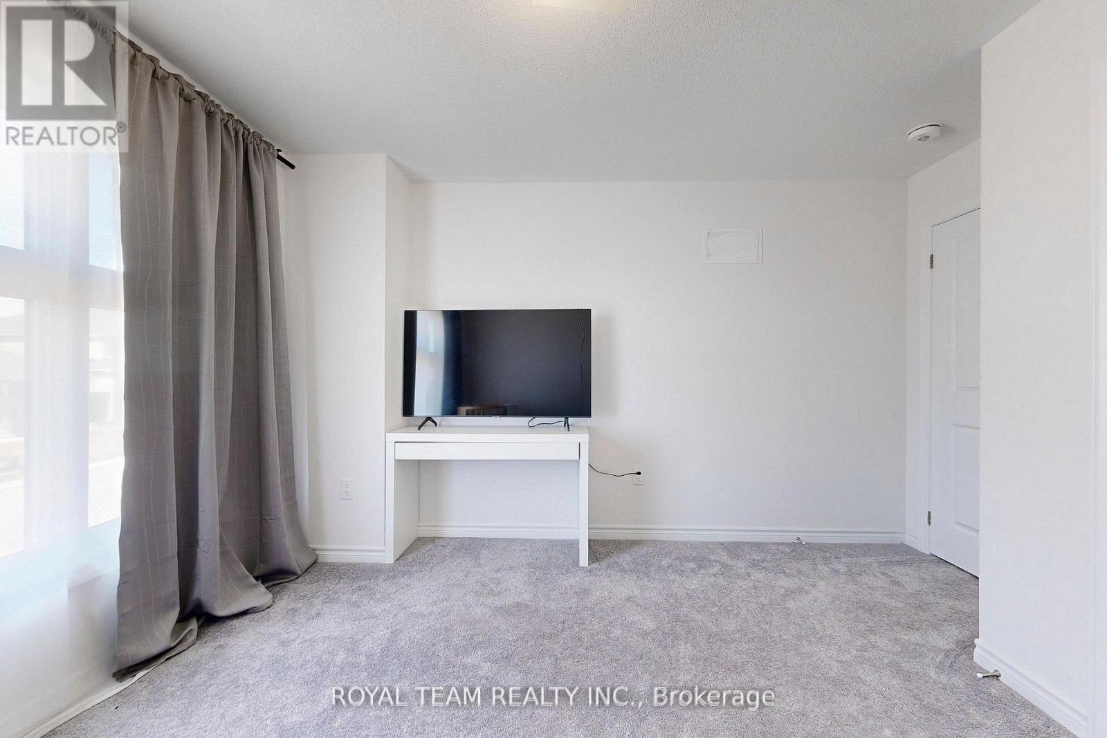 Photo 37 of 46 Ainslie Hill Crescent, Georgina ON