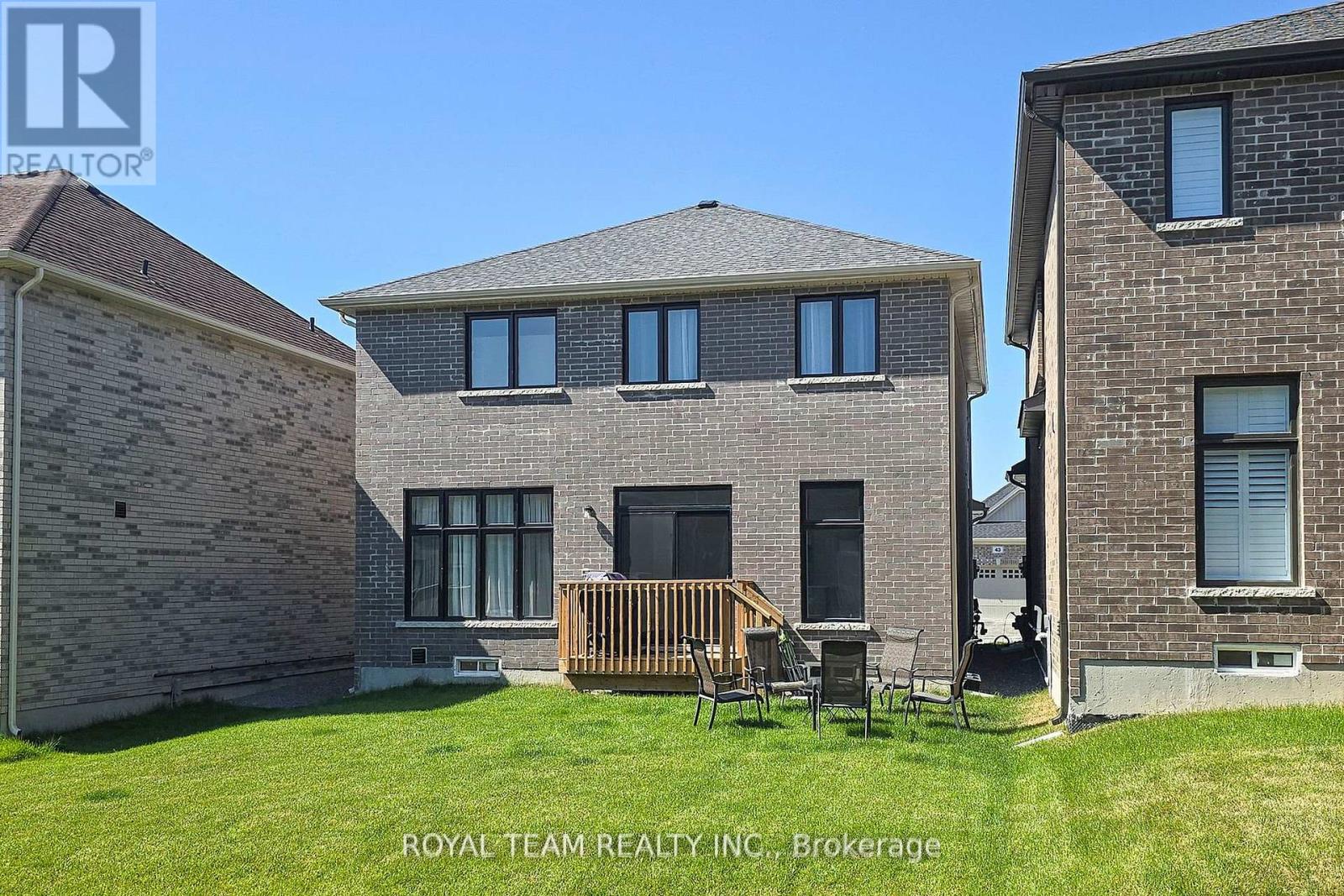 Photo 47 of 46 Ainslie Hill Crescent, Georgina ON