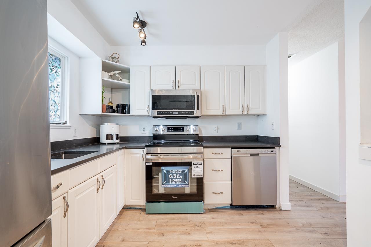 Photo 24 of 6043 W Greenside Drive, Surrey BC