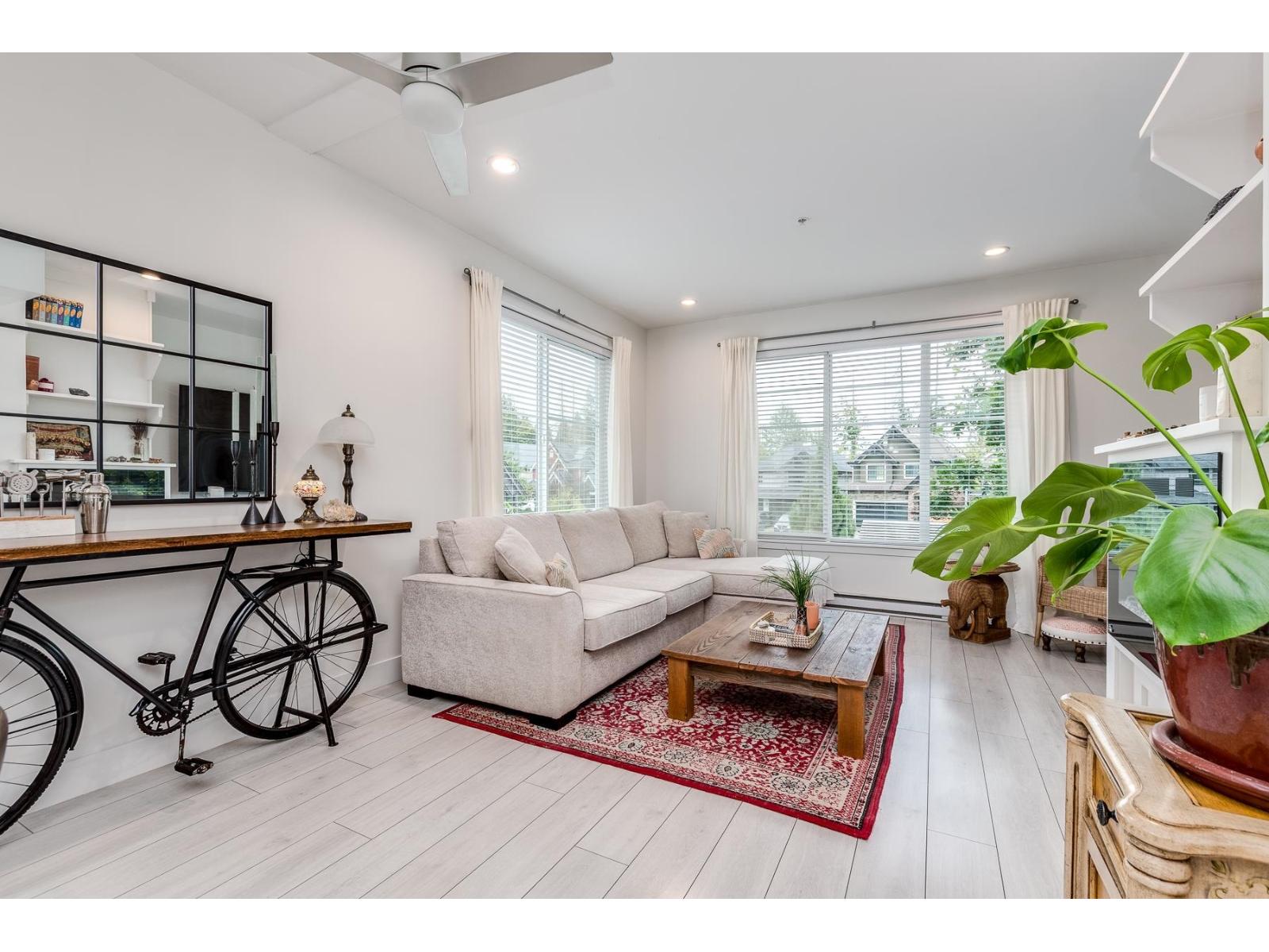 Photo 13 of 36 21150 76 A Avenue, Langley BC