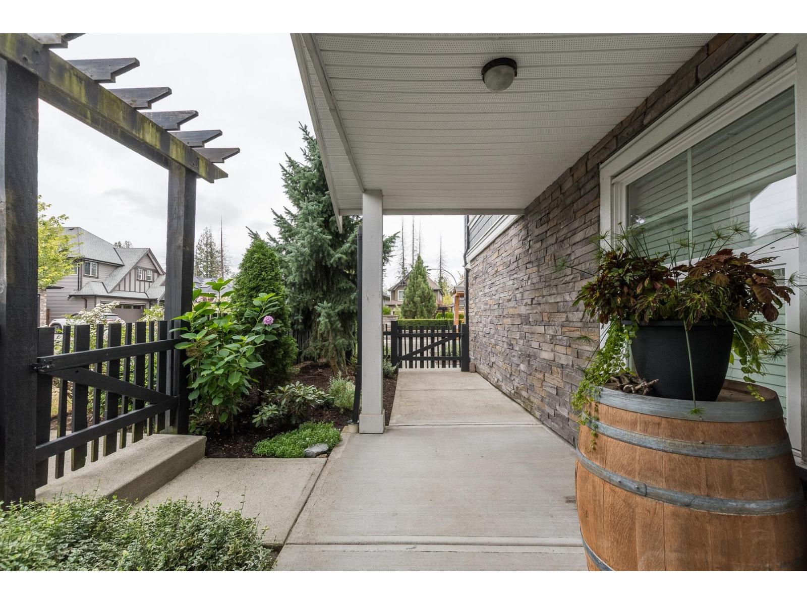 Photo 30 of 36 21150 76 A Avenue, Langley BC