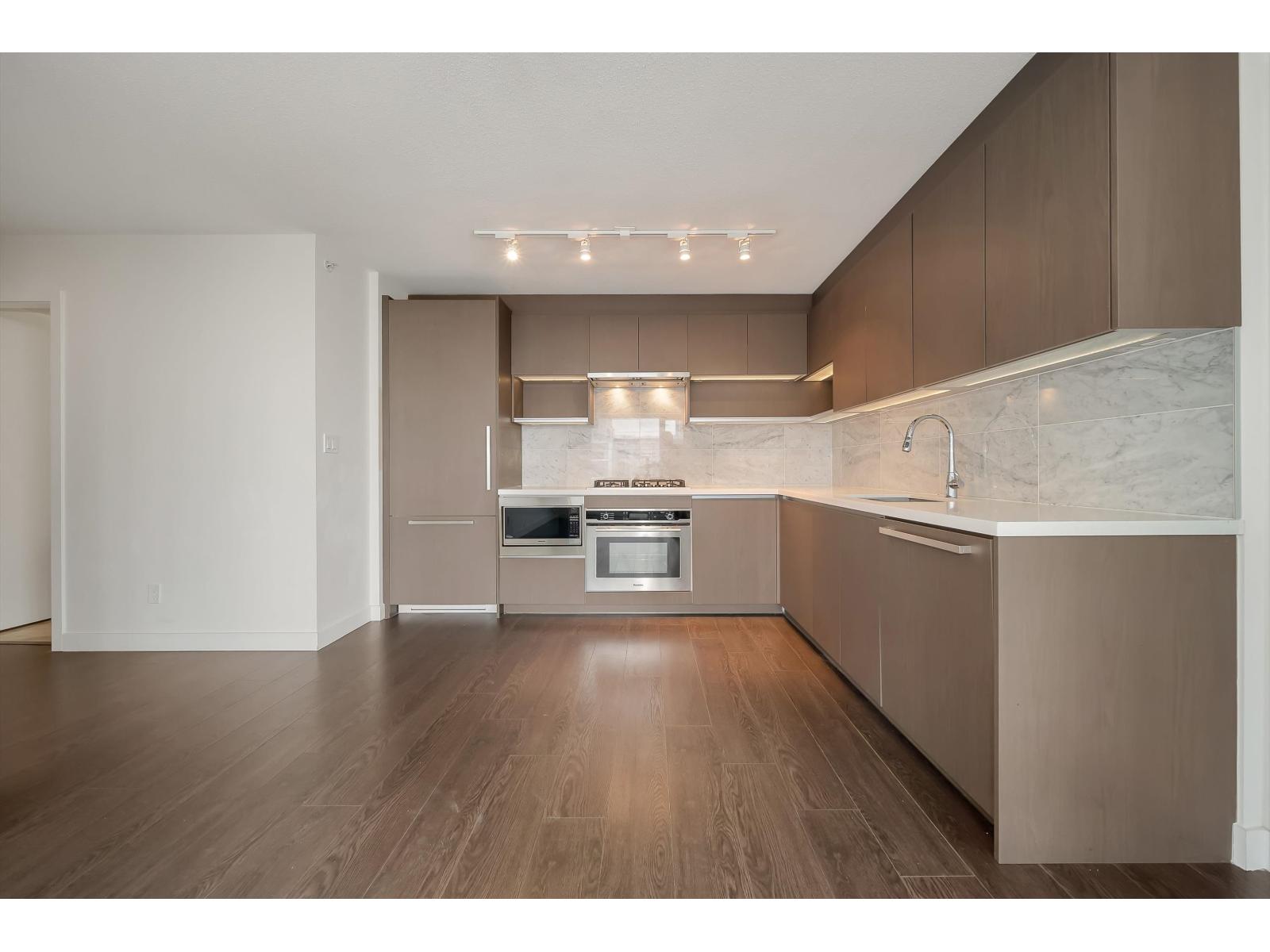 Photo 17 of 4508 13696 100 Avenue, Surrey BC