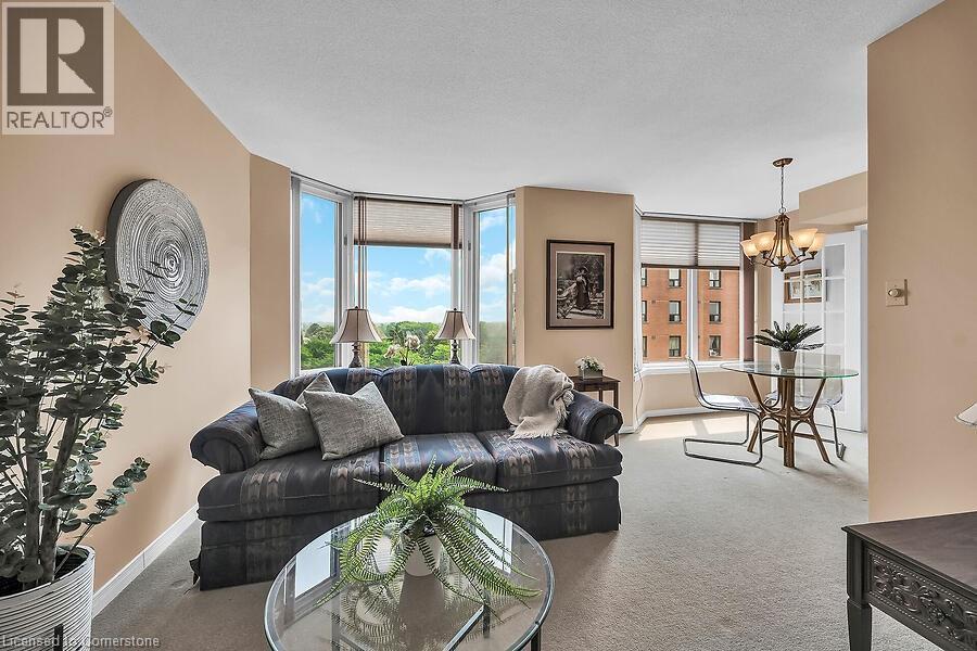 Photo 5 of 200 Limeridge Road W Unit 703, Hamilton ON