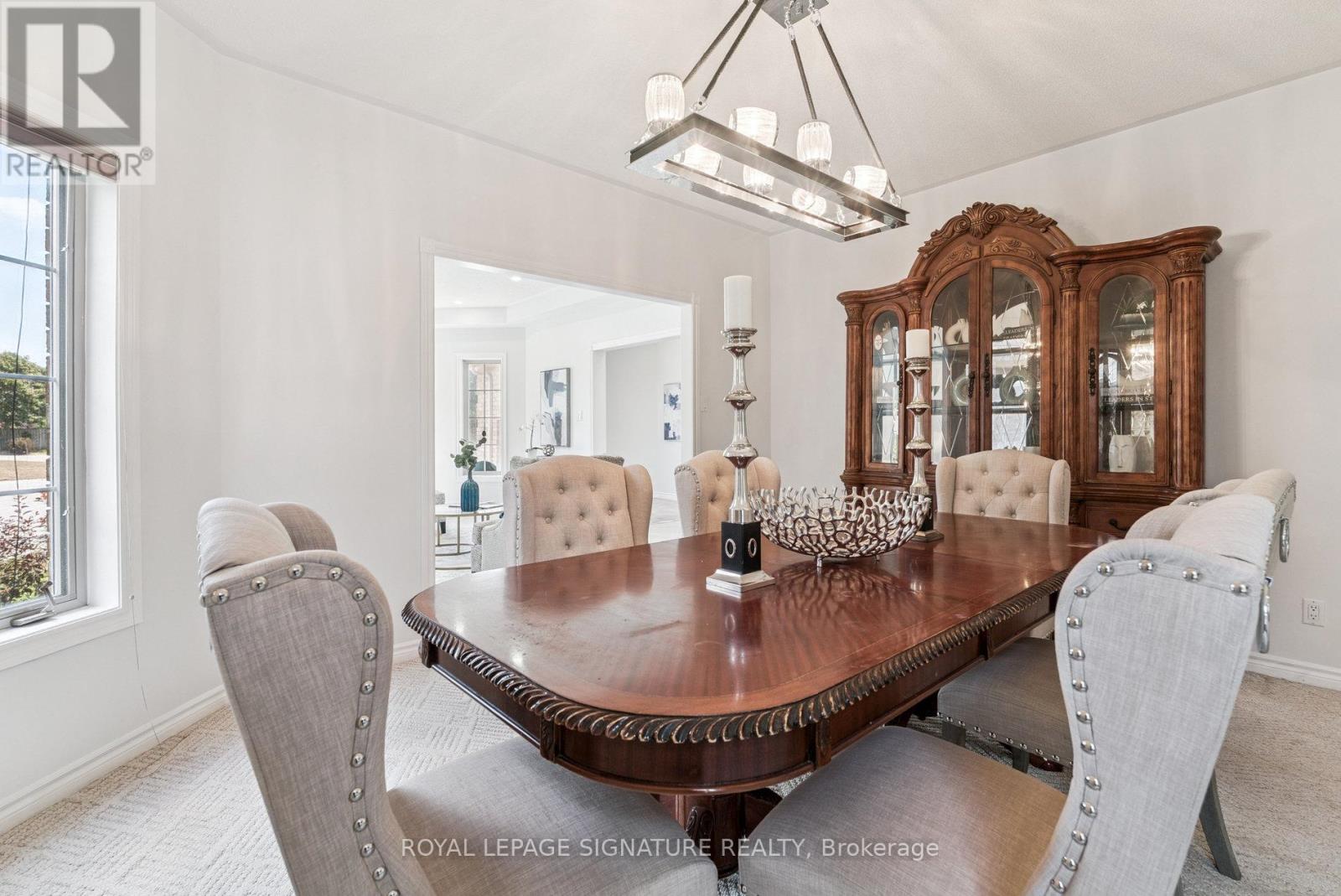 Photo 16 of 12 Mccullough Court, Barrie ON
