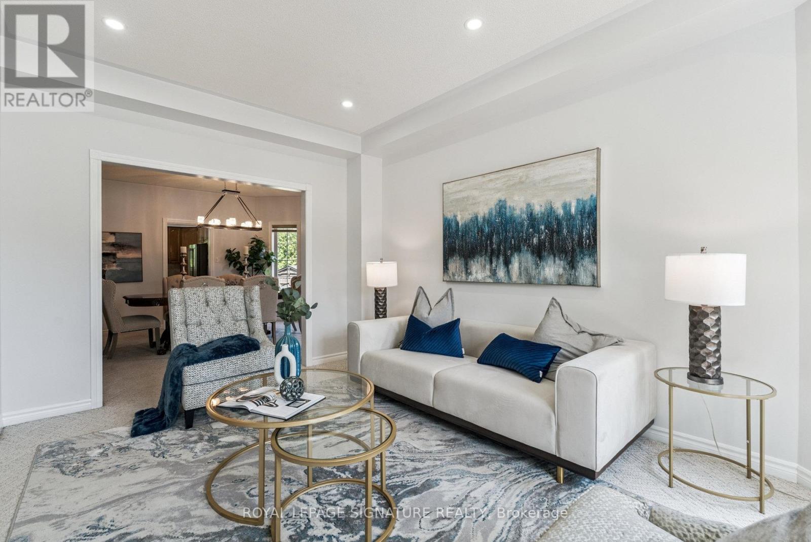 Photo 18 of 12 Mccullough Court, Barrie ON