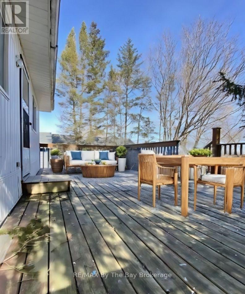 Photo 3 of 203 George Street, Midland ON